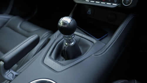 FORD MUSTANG FASTBACK 5.0 V8 GT 2dr view 19
